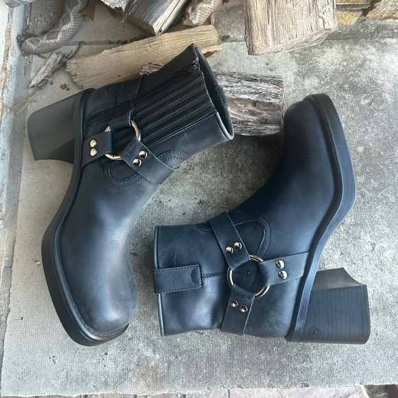 Jeffrey Campbell Operator harness Black Leather Ankle Boots Sz-9.   N - Picture 6 of 15